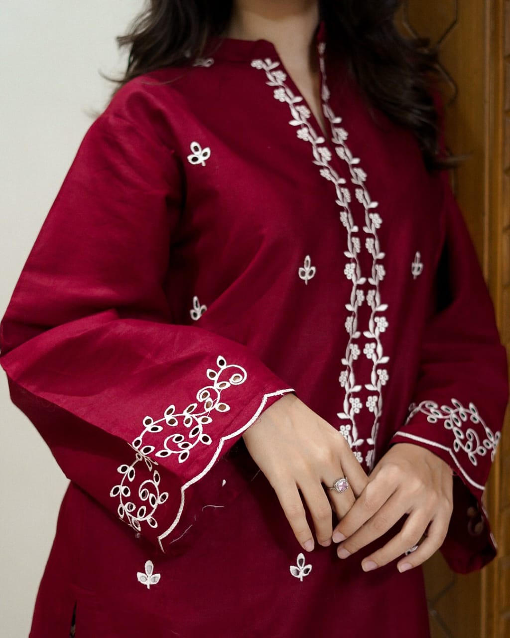 Parwaaz Emb 2pc