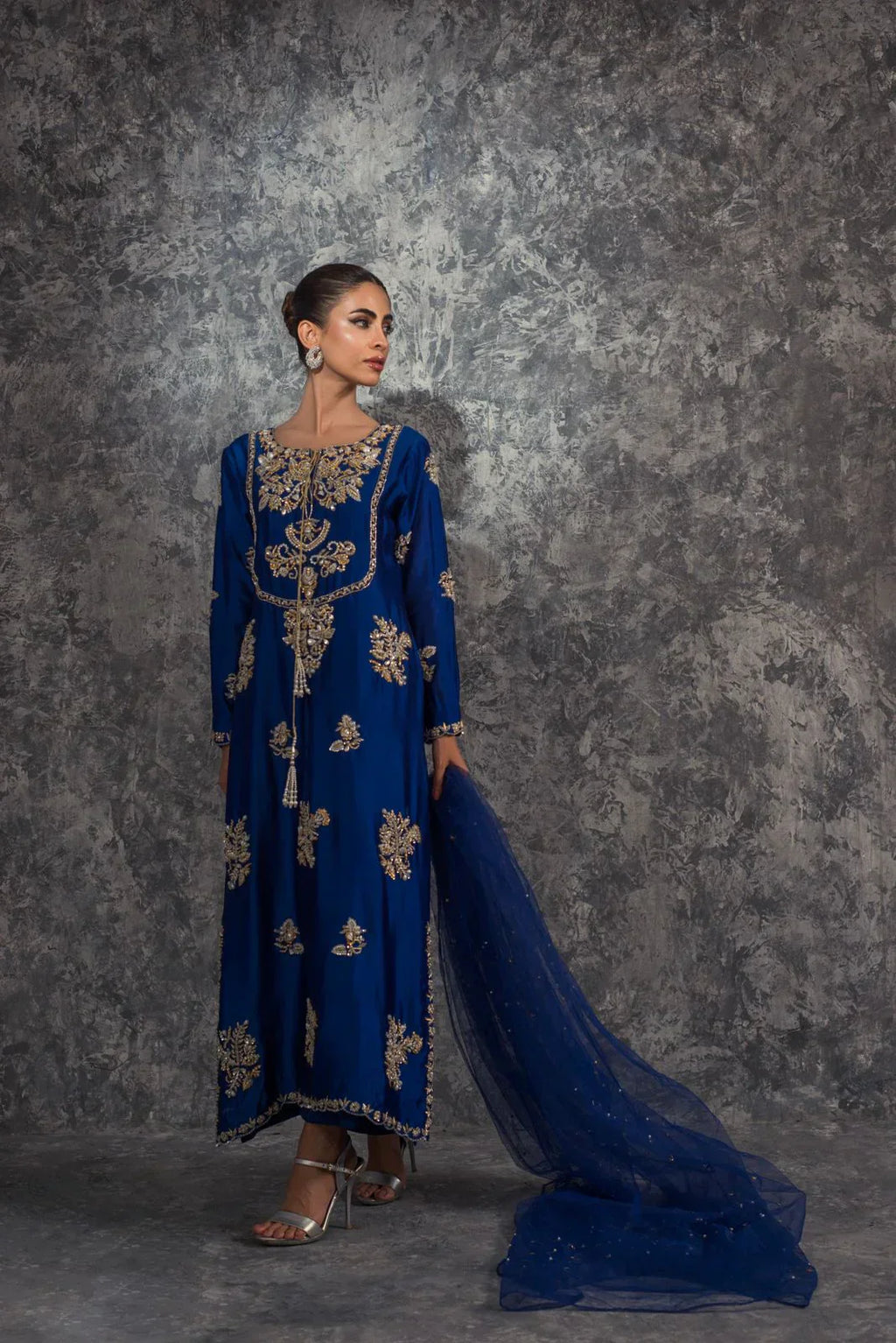 ROYAL BLUE